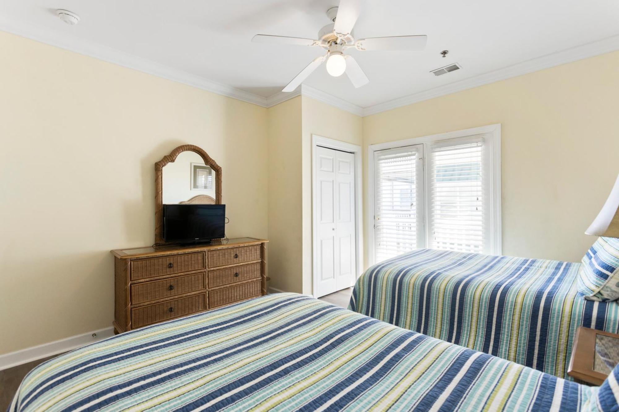 Oceanview 4Br/4Ba Condo, Steps To Beach/Pool Оушън Айл Бийч Екстериор снимка